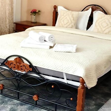 Like Home Apartments&Rooms Алмати Екстер'єр фото