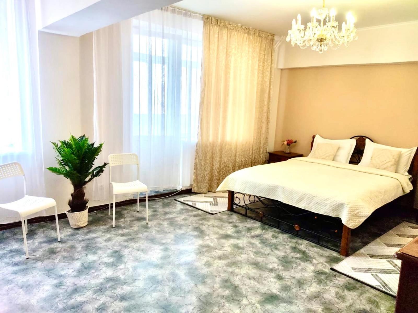 Like Home Apartments&Rooms Алмати Екстер'єр фото