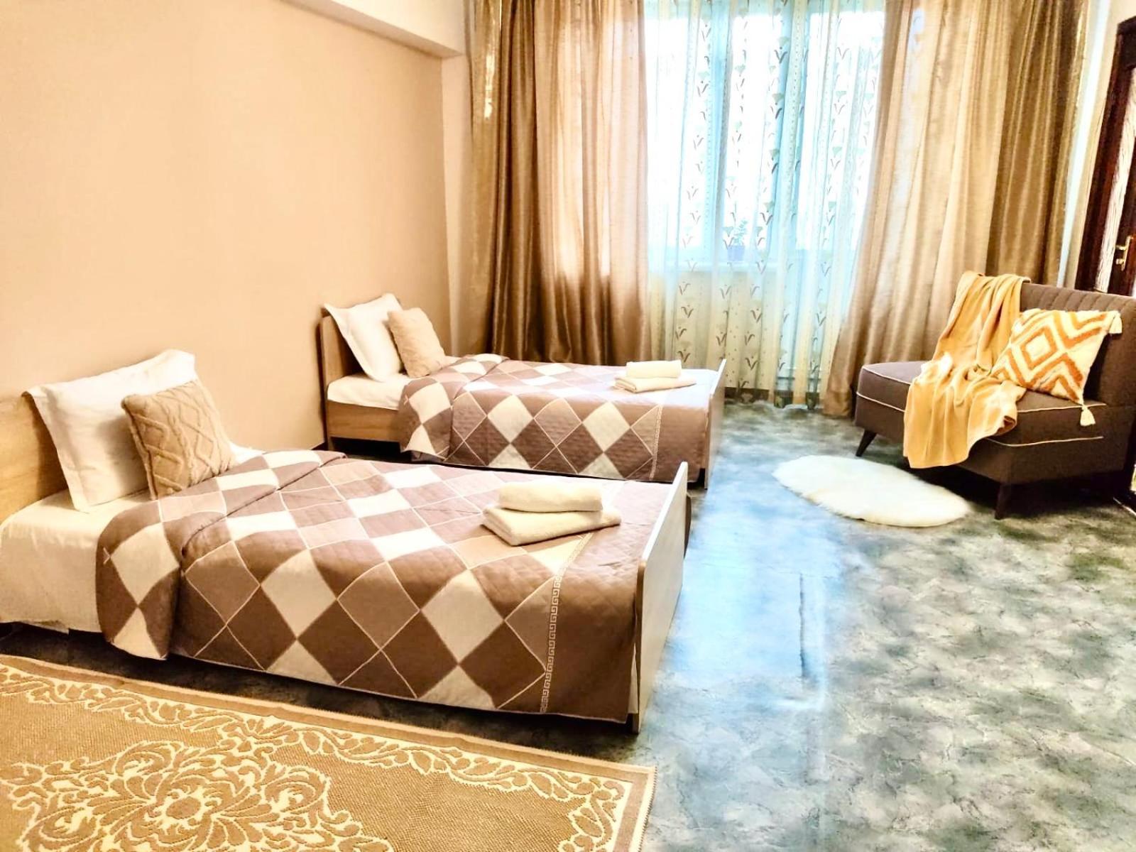 Like Home Apartments&Rooms Алмати Екстер'єр фото